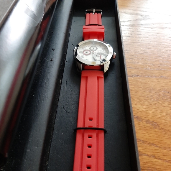 Man's watch gifts - Picture 3 of 7